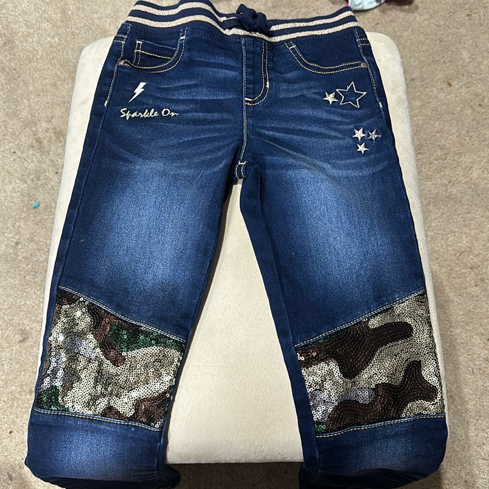 Wonder nation little girls blue jeans Medium(7-8)